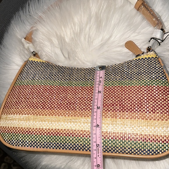 (NWT) BLU New York woven handbag in an iridescence color, 10x5" - Picture 11 of 11